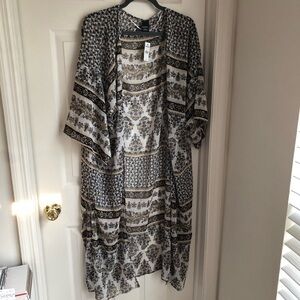 NWT Express Duster Robe Topper Kimono Coverup